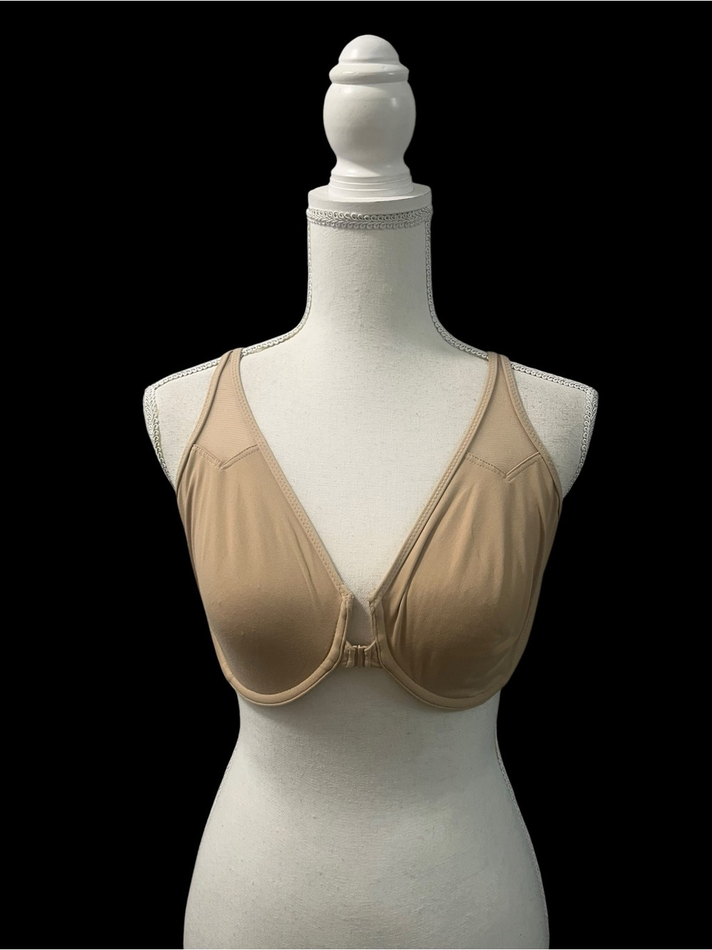 Wacoal 65124 Racerback Front Closure Underwire Bra Beige Nude 38DD
